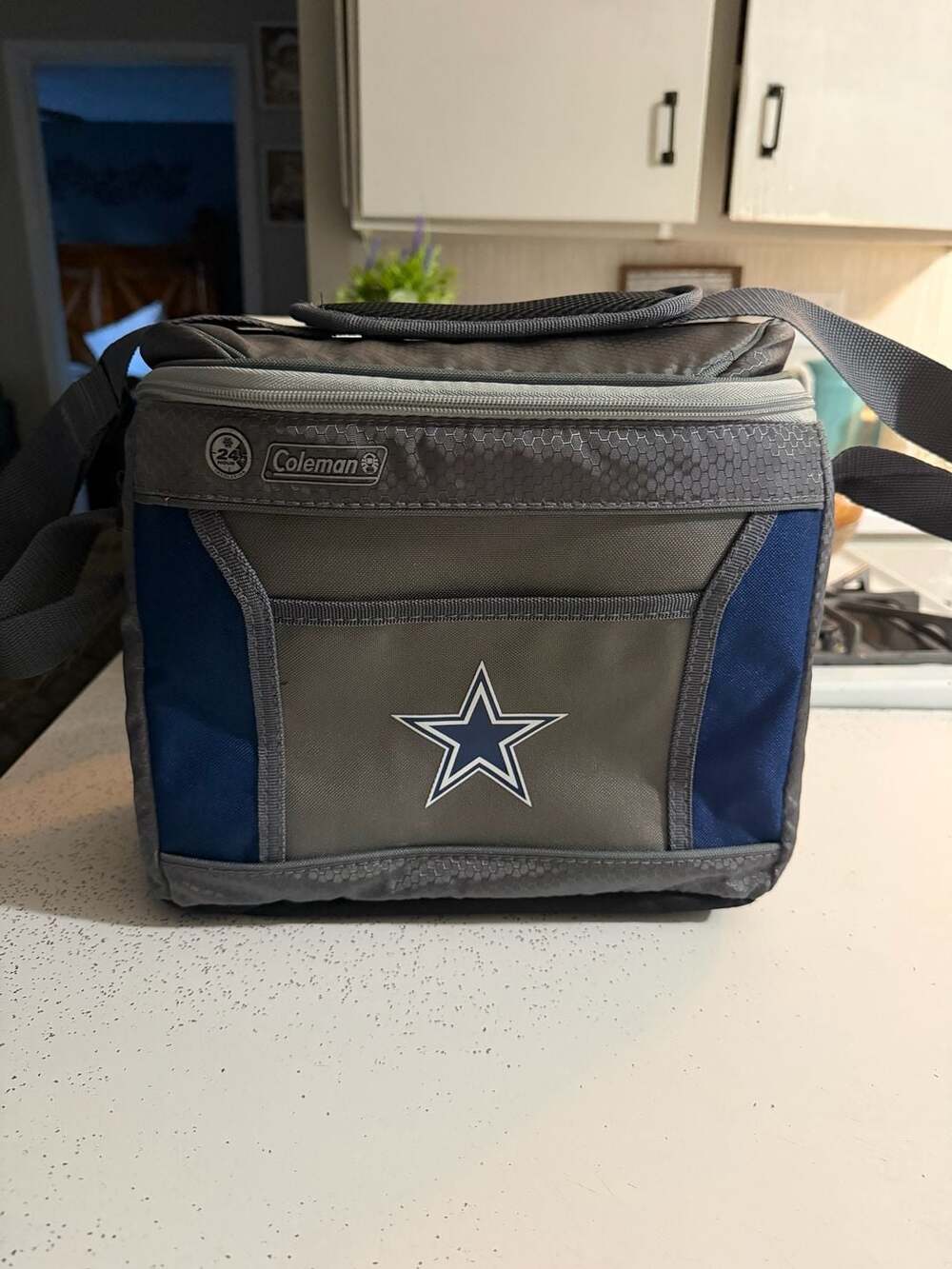 Coleman Dallas Cowboys 16-Can 24-Hour Soft-Sided Cooler